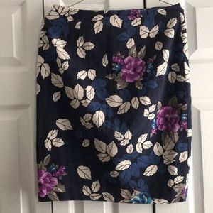 Ann Taylor Floral Knee Length Skirt